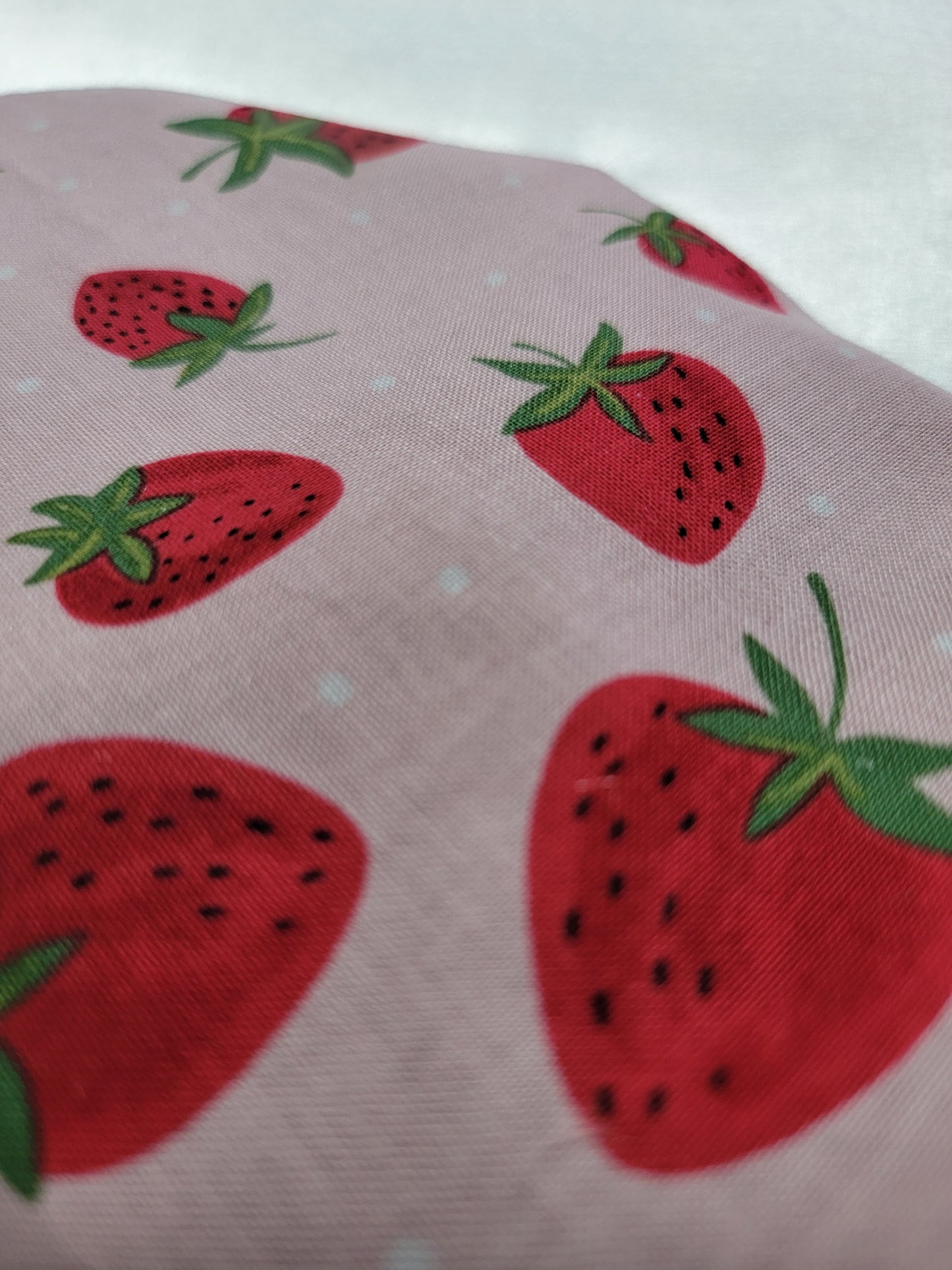 Strawberries Satin-lined Bonnet - LOVENCOLR