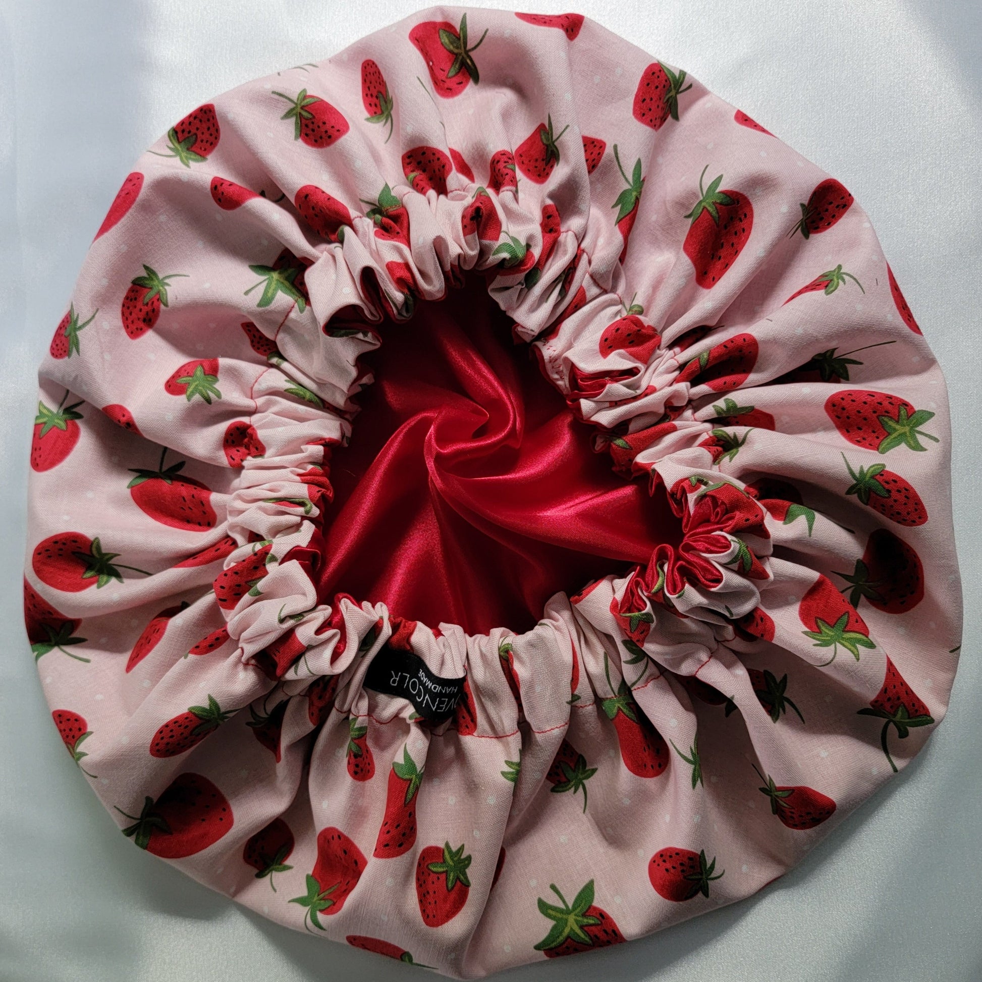 Strawberries Satin-lined Bonnet - LOVENCOLR